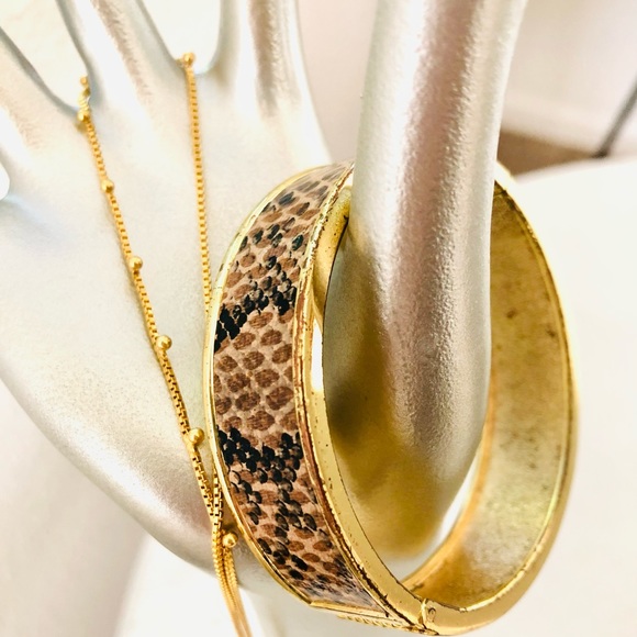 Modern Vintage Dainty Necklace & Snakeskin Bracelet - Picture 10 of 10